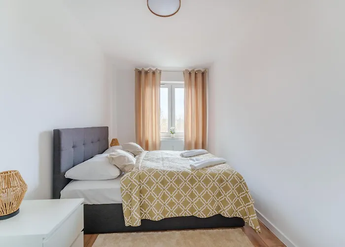 Artyleryjska, Apartments4u24pl *